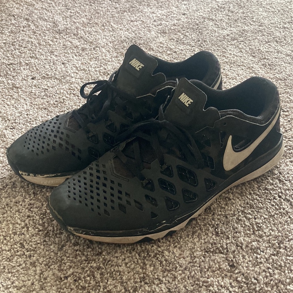 Nike - Picture 4 of 4